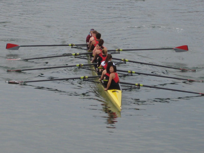 Panthers' Varsity 8 places third in five-boat race
