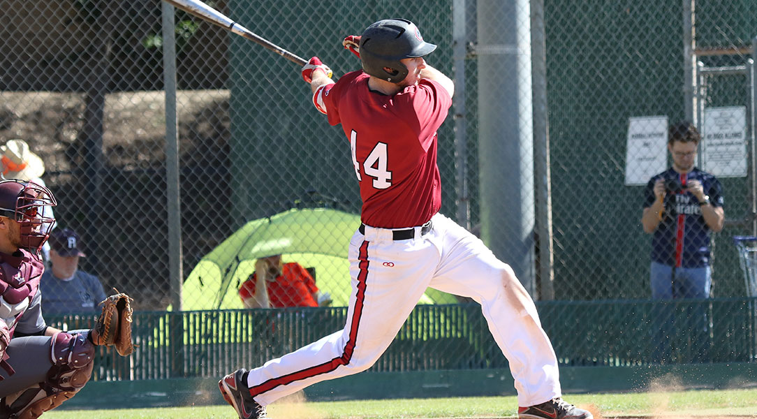 Andrew Mendonca swings.