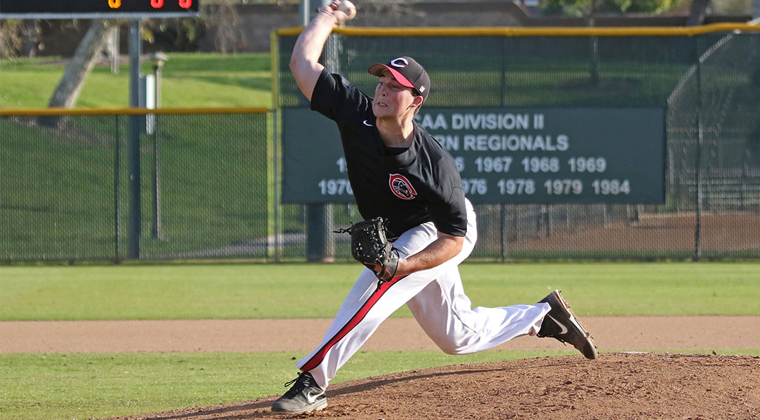 Tyler Peck delivers a pitch.