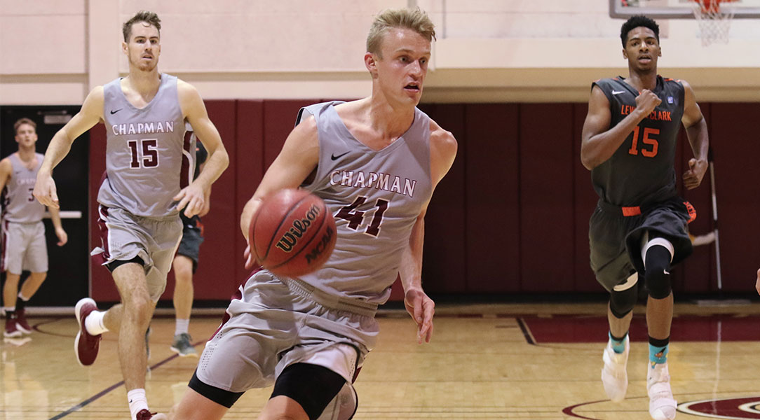 Rob Nelsen drives to the basket.