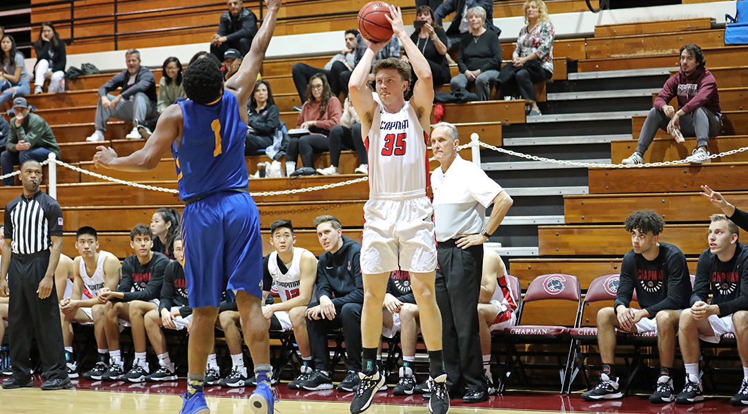 Chandler White shoots a three-pointer.