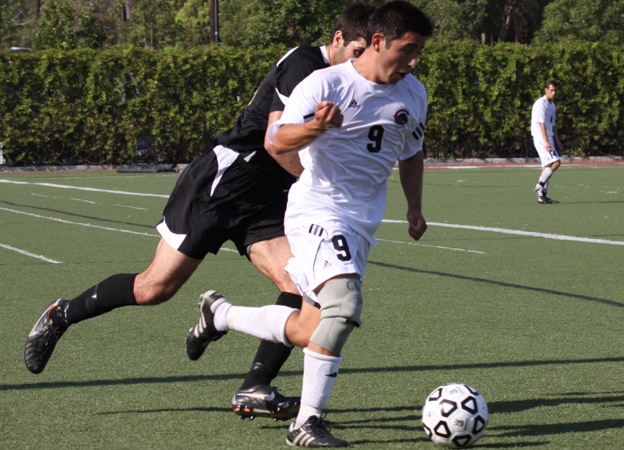 Nick Echeverry (photo by Larry Newman)