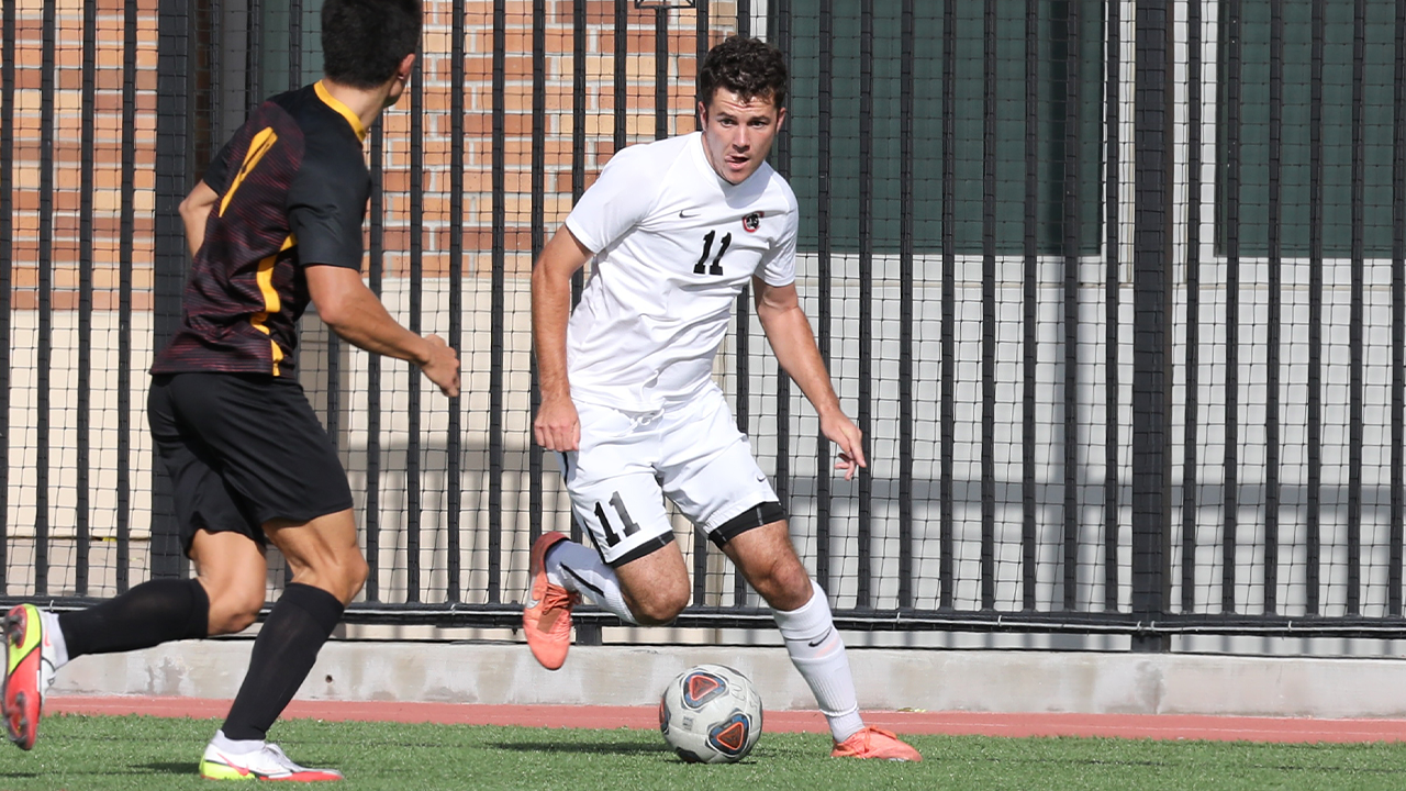 Aidan Wall (Photo by Larry Newman)