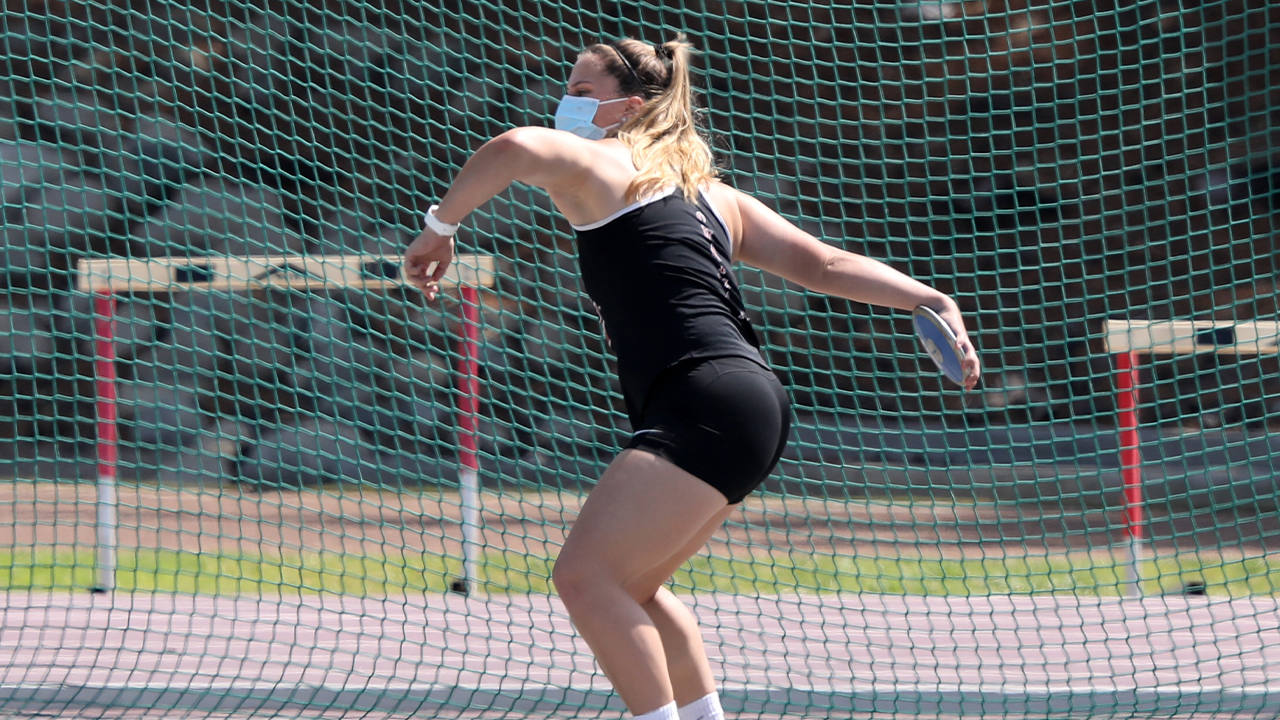 Maija Girardi sets up to throw 