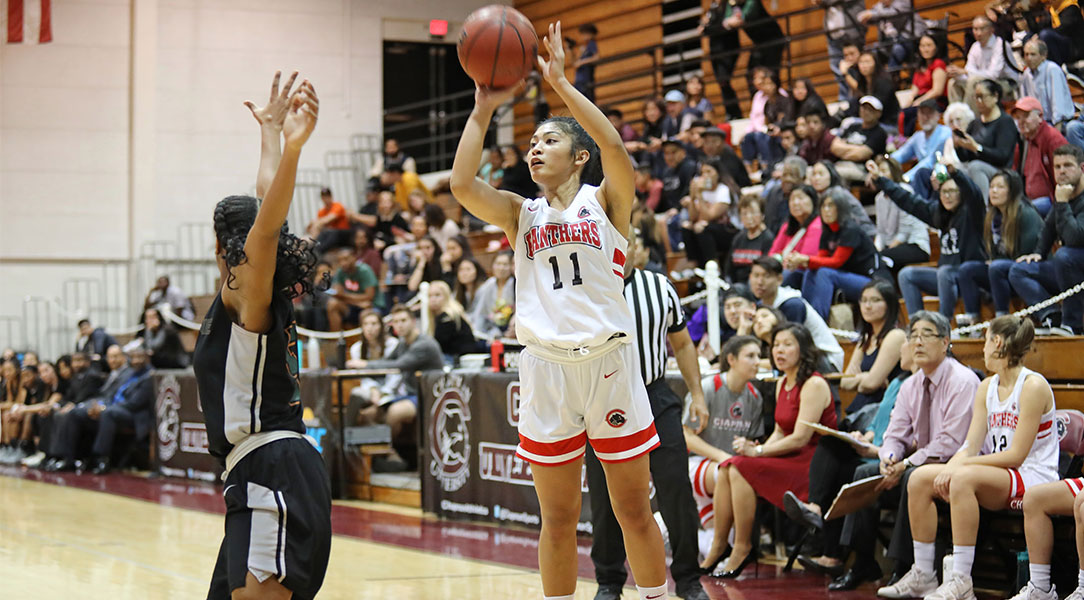 Jaryn Fajardo goes up for a shot.