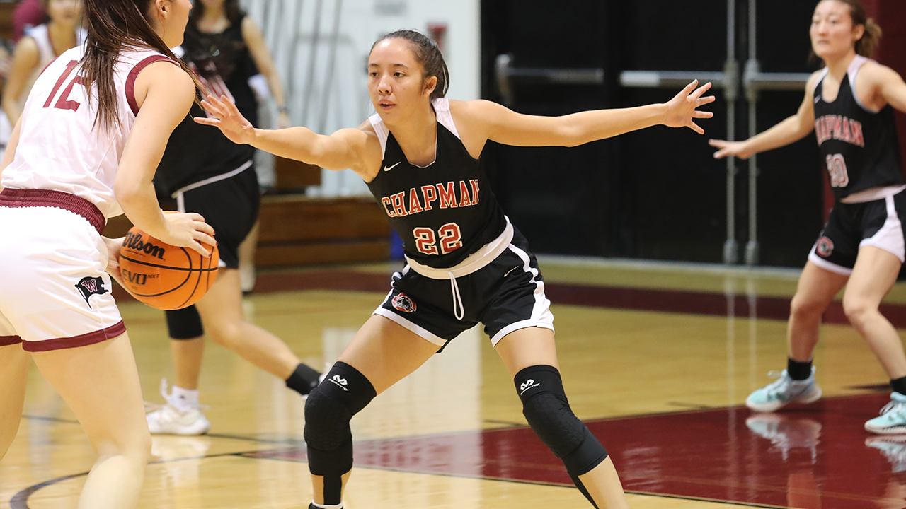 Zoe Zurasky plays defense.