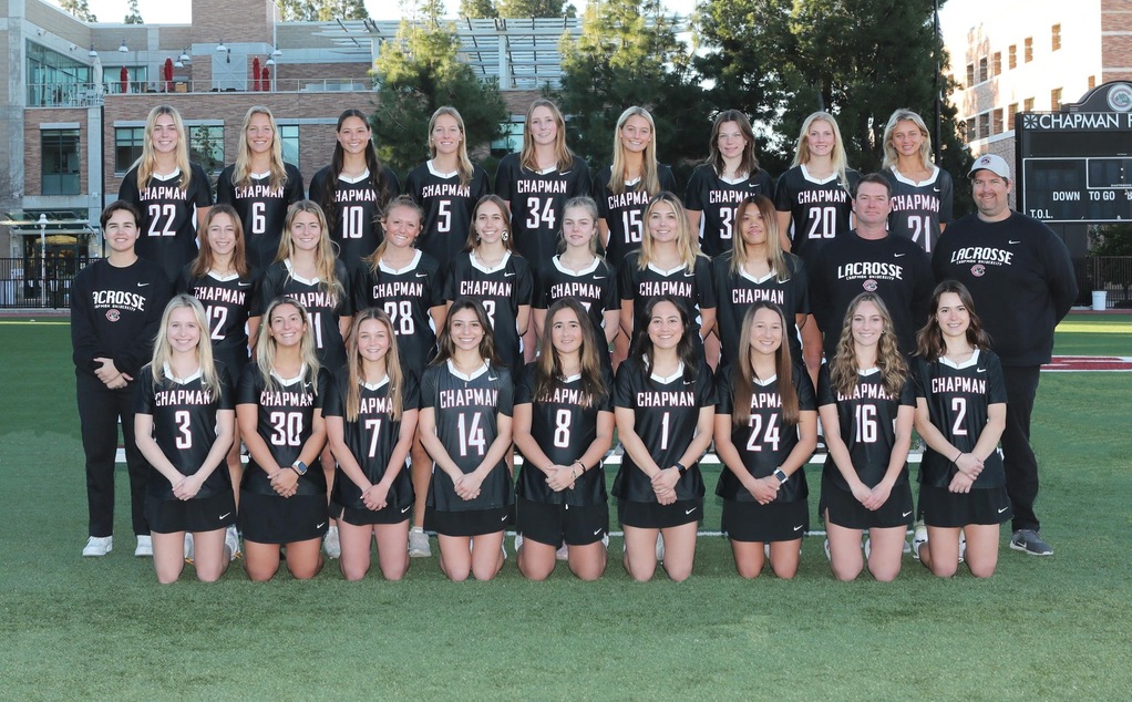 Team photo of the women's lacrosse team
