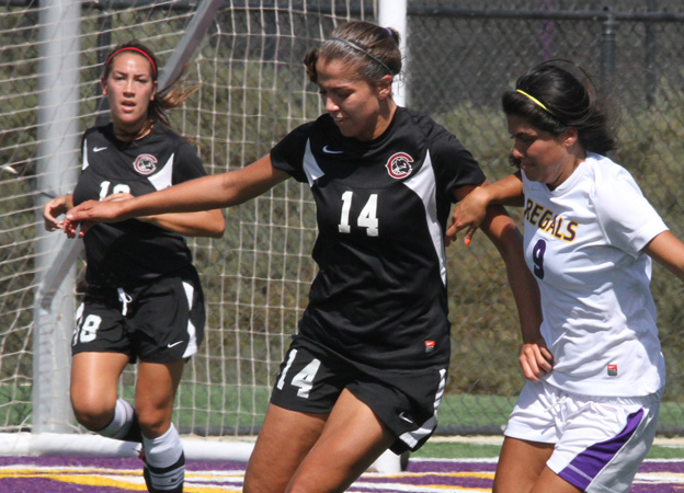 Karina Cisneros (photo by Tracy Maple)