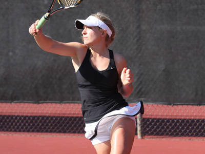 Liz Lewis (photo by Chris Donlon)