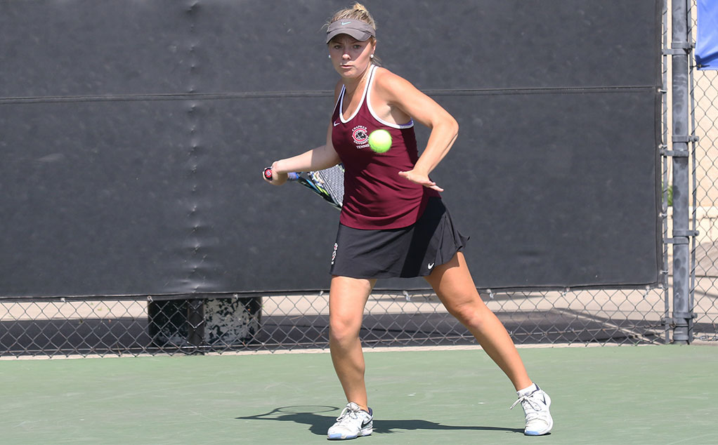 Madeline Saunders (photo by Larry Newman)
