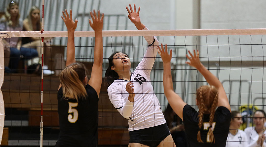 Mavis Lui goes up for an attack.