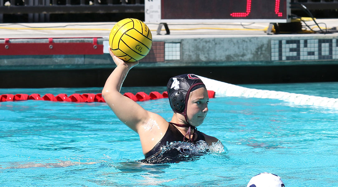 Talia Florio shoots the ball.