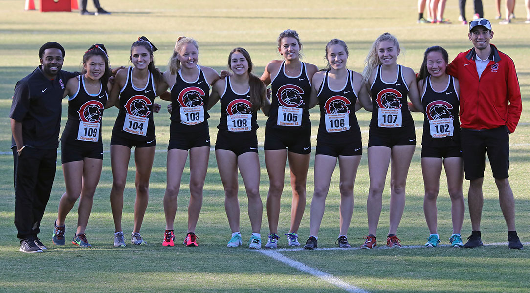 The 2019 Chapman women's cross country team.